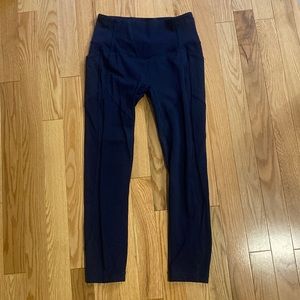 Lululemon All The Right Places 23”